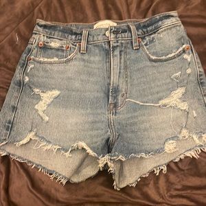 Abercrombie & fitch high rise mom short
